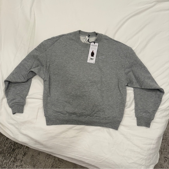 alo yoga Accolade Crew Neck Pullover グレー Accolade Crew Neck